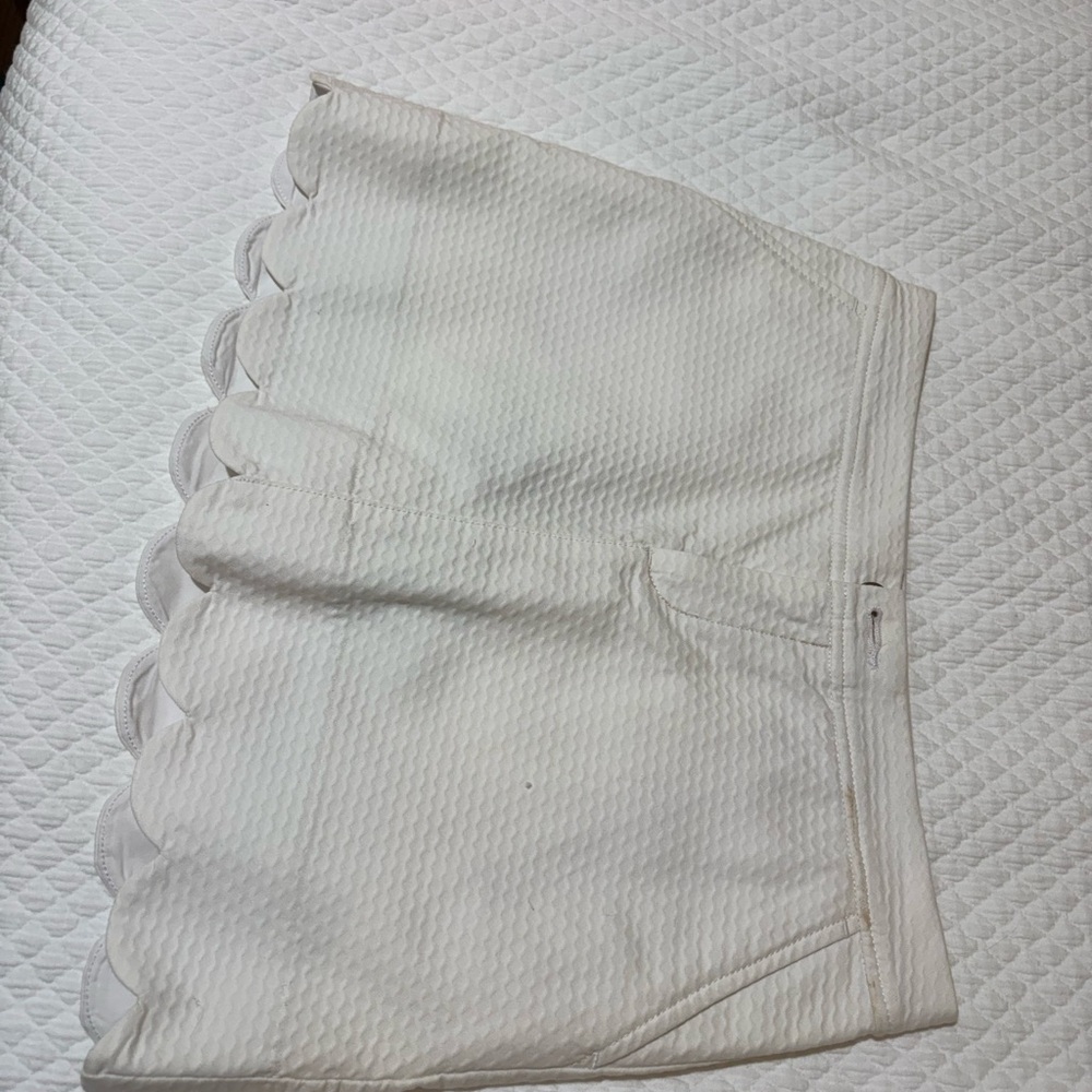Lilly Pulitzer White Scalloped Skort